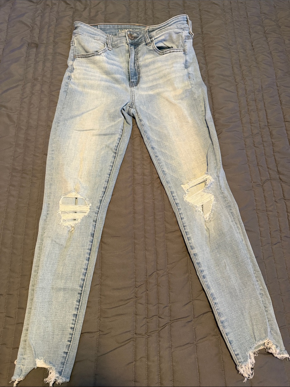 American Eagle Outfitters Light Blue Skinny Ripped Jeans